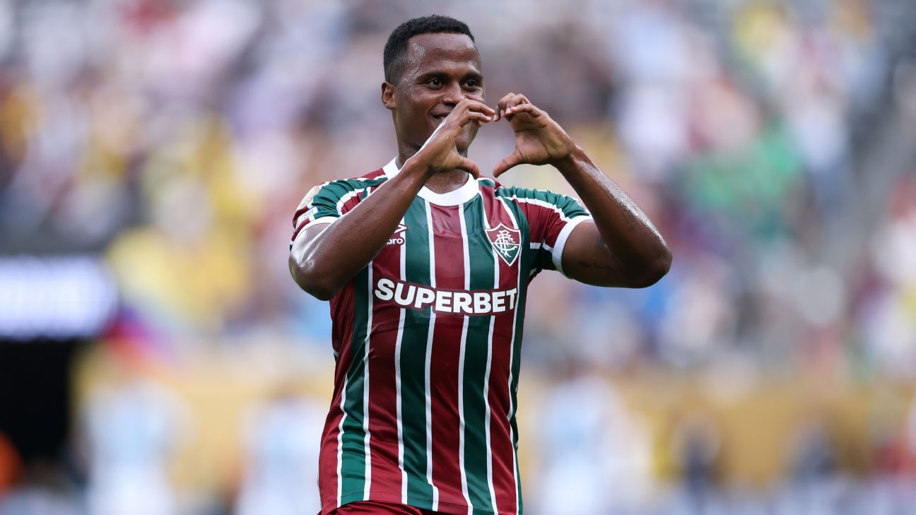 Presidente do Fluminense relembra ligação de Leila Pereira por Arias